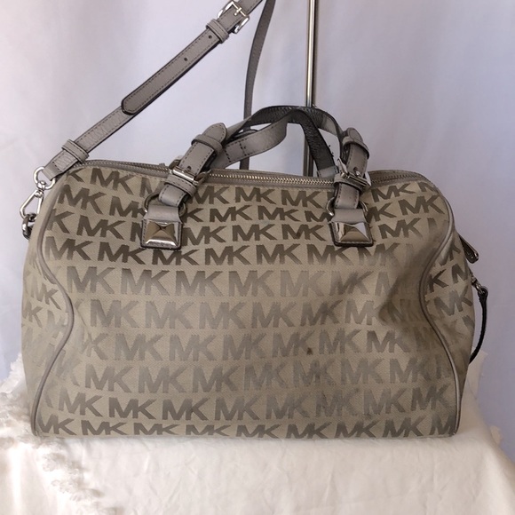 MICHAEL KORS Signature light gray Grayson Satchel handbag. - Picture 5 of 16